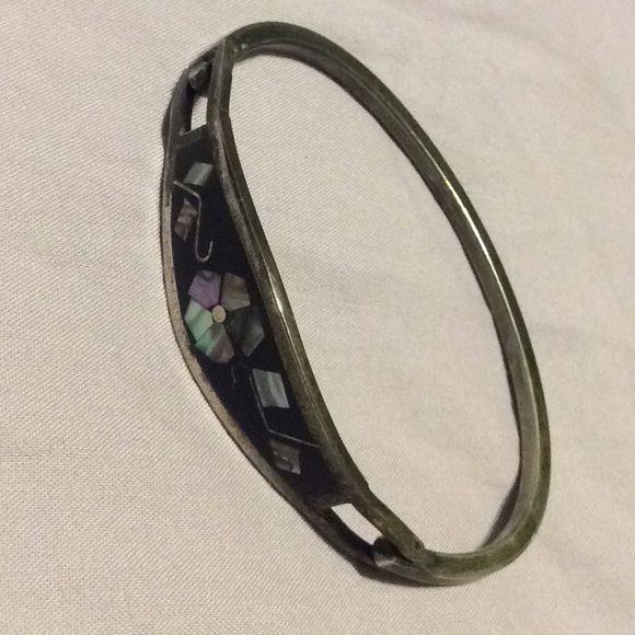 Bangle - Picture 4 of 4